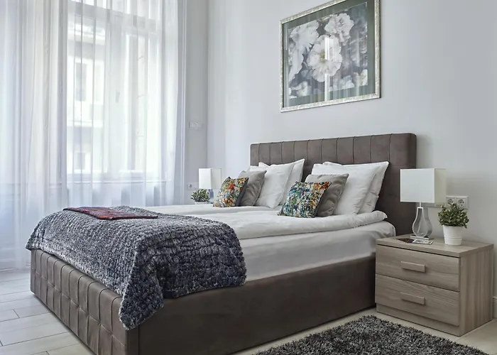 7Seasons Central Suites Budapest