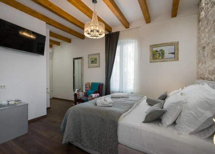 Id Regal Residence