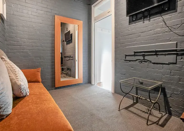 Sydney Harbour Bed And Breakfast