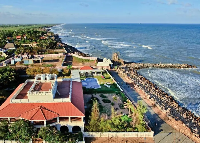 Neemrana'S - Bungalow On The Beach