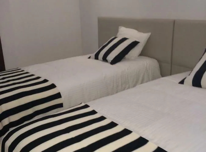 Nas Palhas Deitado Hotel Fátima
