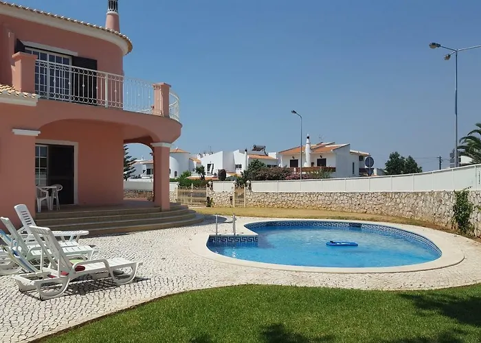 Saraiva'S Guest House