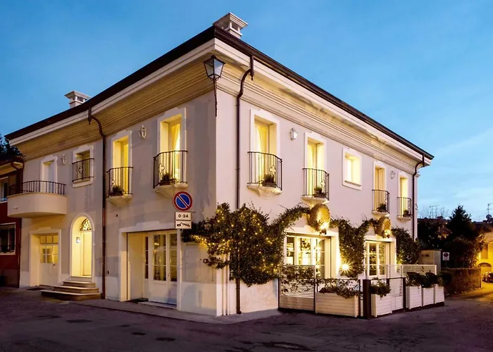 Sasaràl Suites