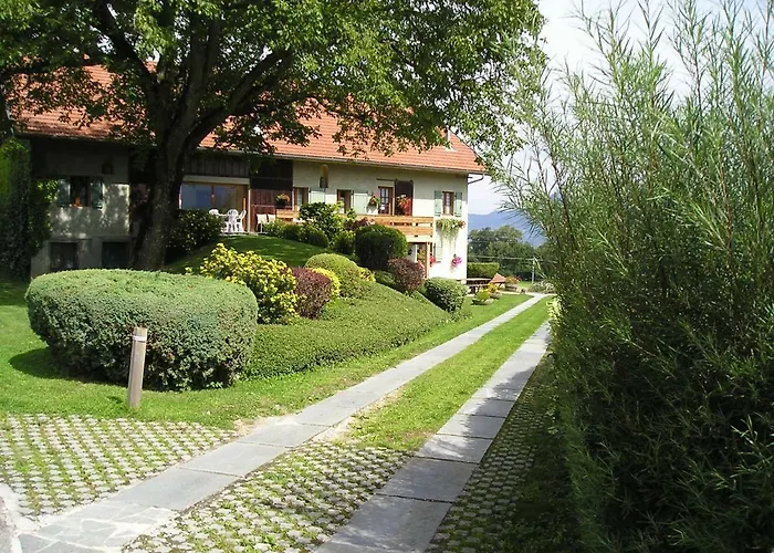 Hotel Le Charmagit à La Roche-sur-Foron