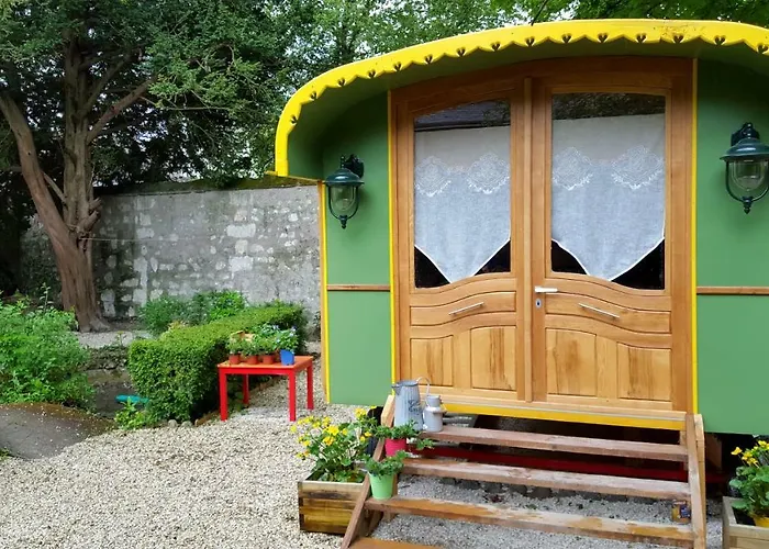 Bed and Breakfast Roulotte Mariposa à Loches