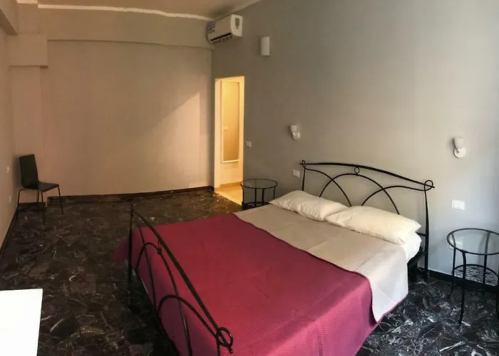 Riva reno 54 rooms Bologna