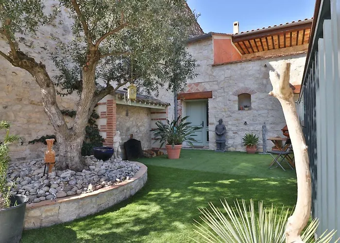 VILLA ARTEMIA Maison vigneronne - chambre d hôtes-B&B-piscine et spa Sigean