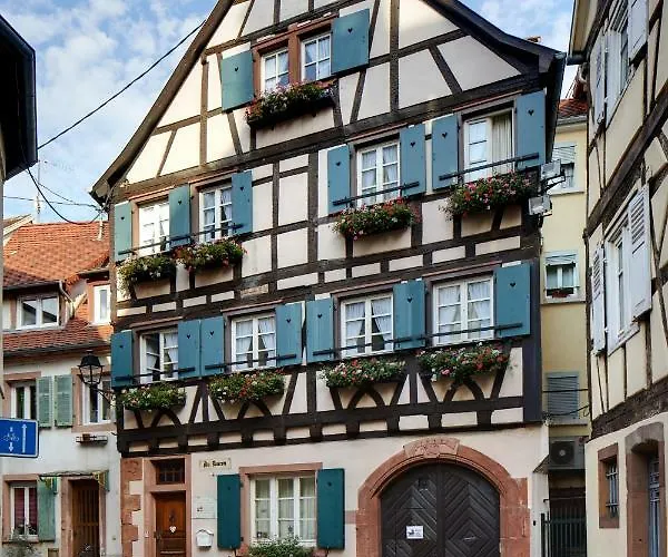 Historisches Gaestehaus Au Faucon Von 1535