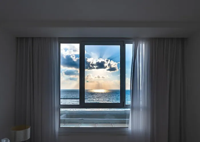Sea View Apartment Suite Tel-Aviv