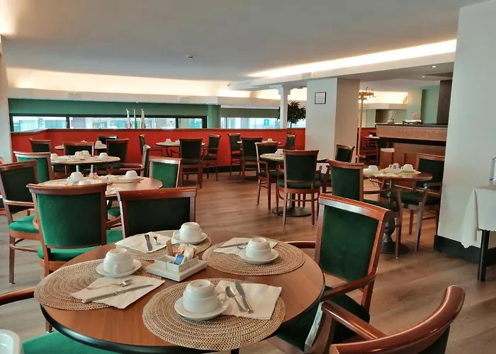 City Hotel