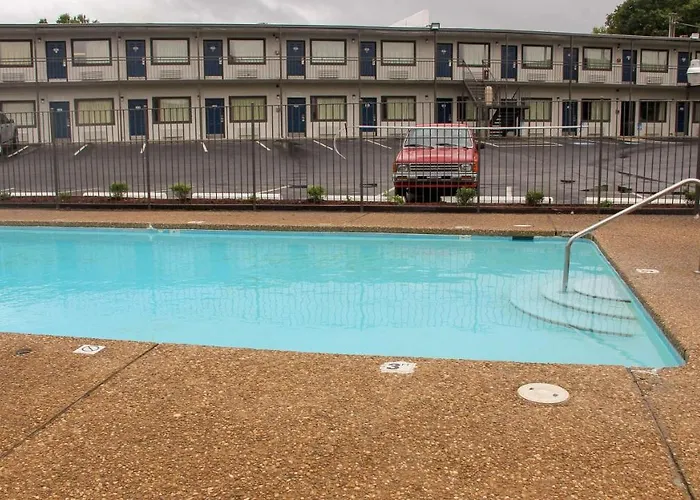 Motel 6-Fayetteville, Ar