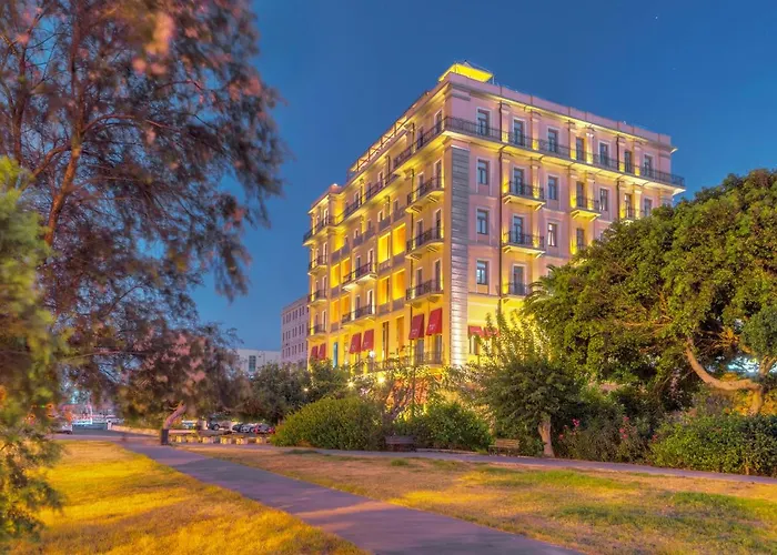 Gdm Megaron, Historical Monument Hotel