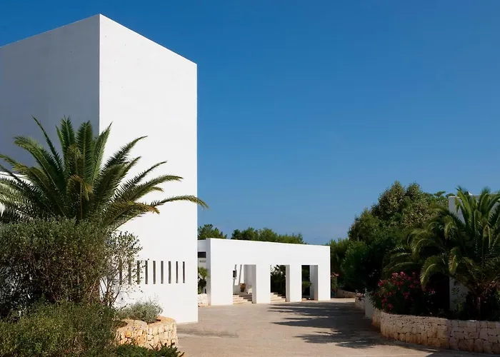 Meditur Village Hotel