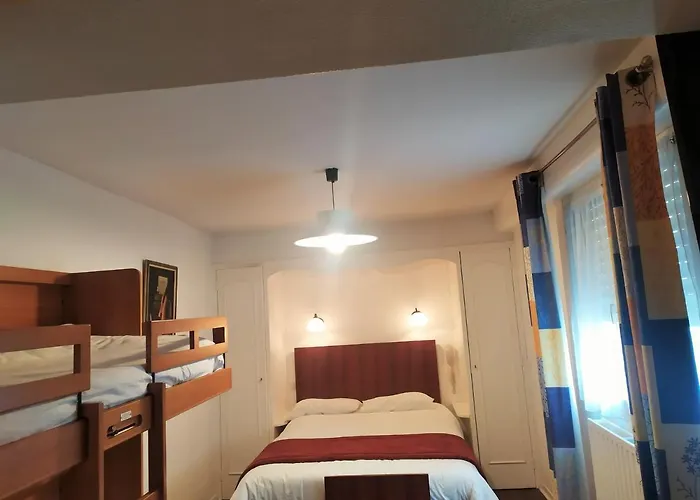Hotel Le Postillon Pau