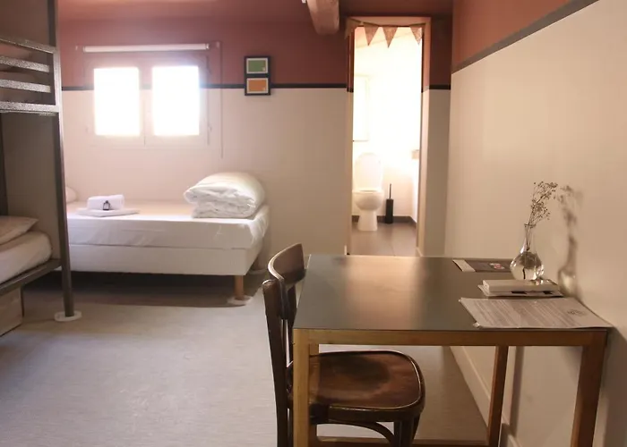 Ho36 Avignon Hotel