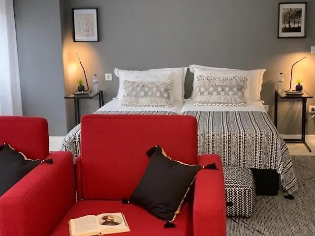 Bus Station Suites & Studios Coimbra